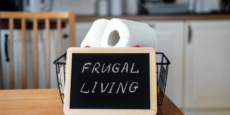 7 Tips Frugal Living untuk Mahasiswa dengan Uang Jajan Rp2 Juta per Bulan