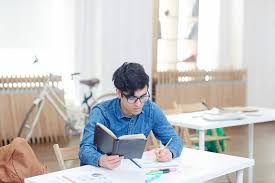 Strategi Hemat Mahasiswa: Kuliah Lancar, Keuangan Aman