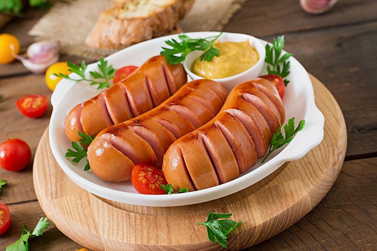 Fakta Mengejutkan Tentang Bahaya Makan Sosis Berlebih